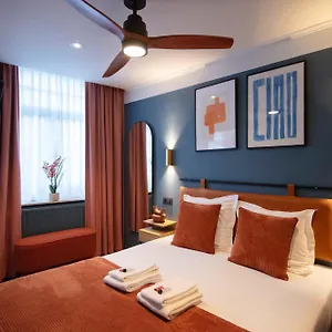 Gillis Eight By Romy&travis Hotel Brujas